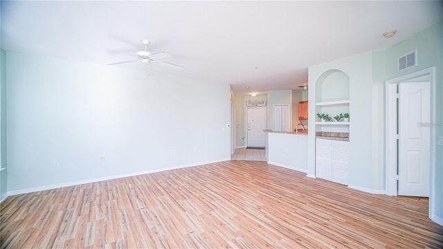 6157 METROWEST BOULEVARD 207, Orlando, FL 32835