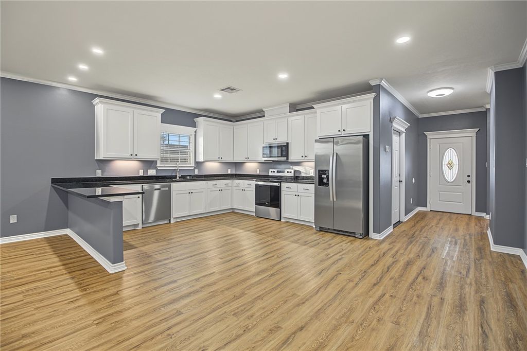 1208 West Martin Luther King Jr Street, Bryan, TX 77803 — photo 5