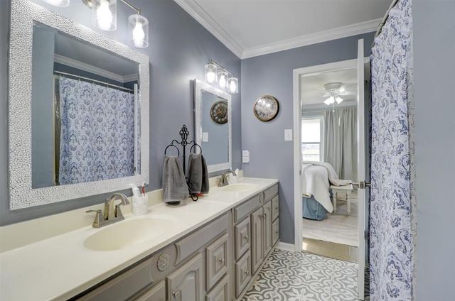 9482 Big Lake Road, Lake Charles, LA 70605