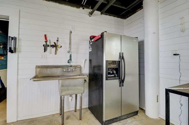 9482 Big Lake Road, Lake Charles, LA 70605