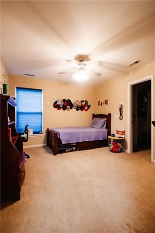 4912 Corinth Drive, St Joseph, MO 64506