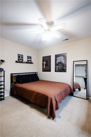 4912 Corinth Drive, St Joseph, MO 64506