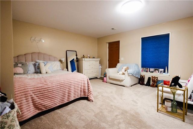 4912 Corinth Drive, St Joseph, MO 64506