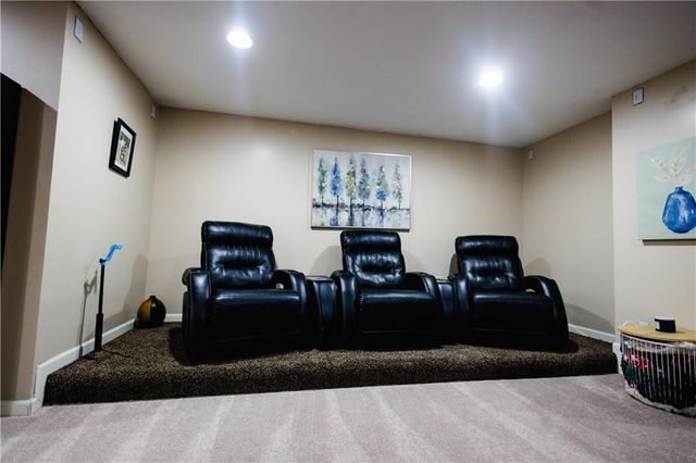 4912 Corinth Drive, St Joseph, MO 64506