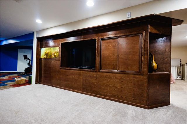 4912 Corinth Drive, St Joseph, MO 64506