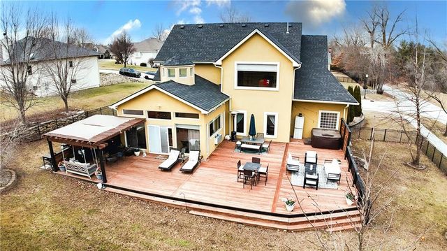 4912 Corinth Drive, St Joseph, MO 64506