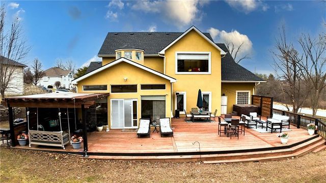 4912 Corinth Drive, St Joseph, MO 64506