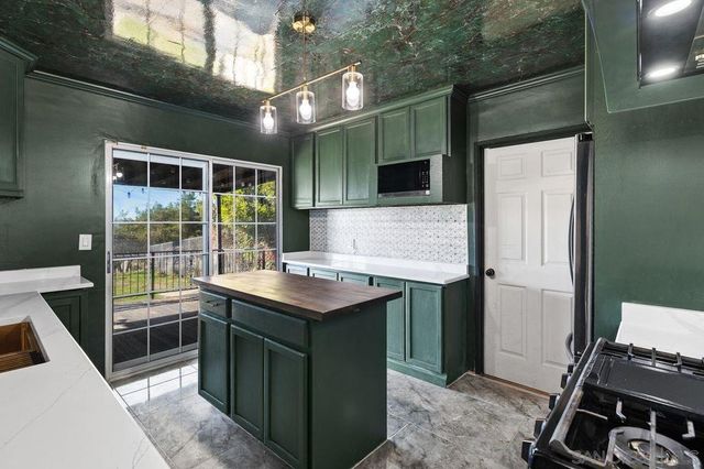 926 S 61st Street, San Diego, CA 92114