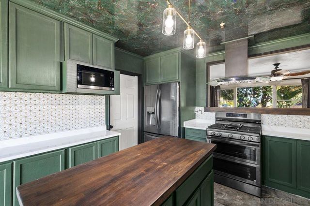 926 S 61st Street, San Diego, CA 92114