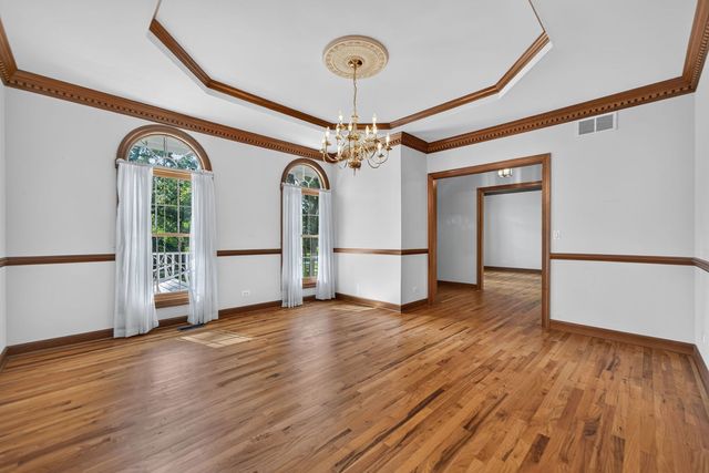 4N760 S Circle Drive, St. Charles, IL 60175