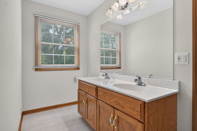 4N760 S Circle Drive, St. Charles, IL 60175