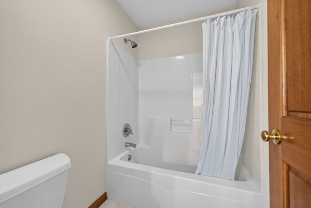 4N760 S Circle Drive, St. Charles, IL 60175