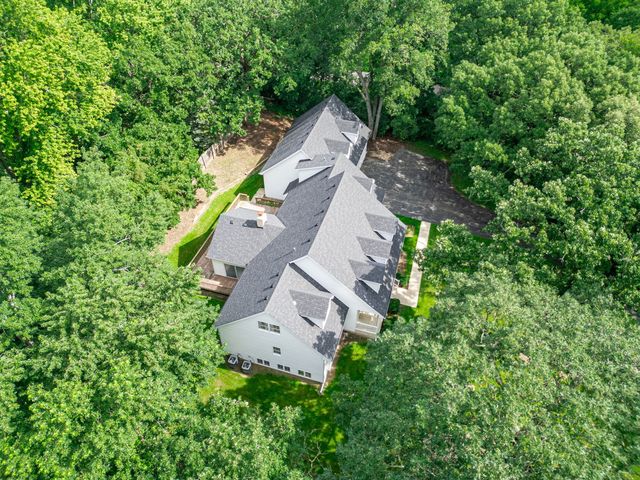 4N760 S Circle Drive, St. Charles, IL 60175