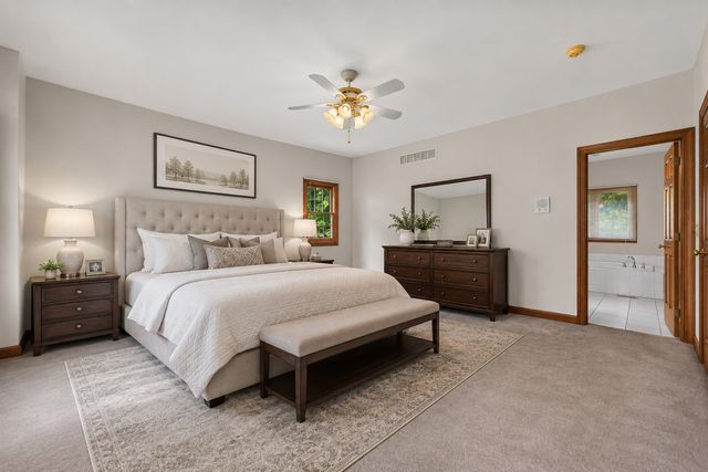 4N760 S Circle Drive, St. Charles, IL 60175