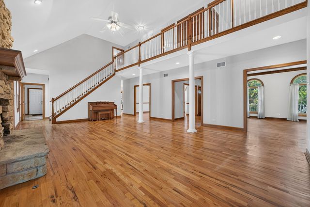4N760 S Circle Drive, St. Charles, IL 60175
