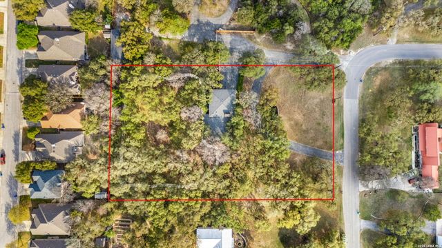 7881 N Verde Dr, San Antonio, TX 78240