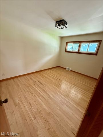 701 Coitsville Road, Campbell, OH 44405