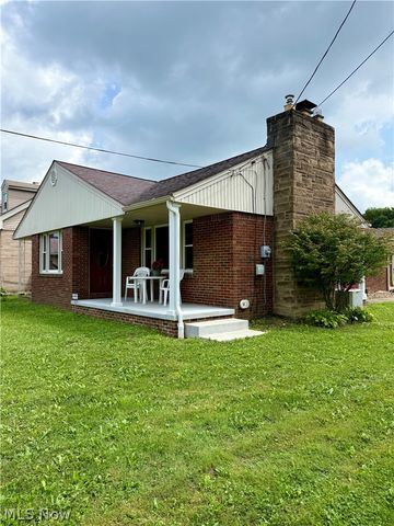 701 Coitsville Road, Campbell, OH 44405