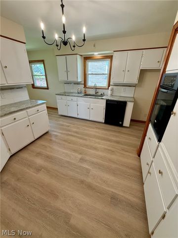 701 Coitsville Road, Campbell, OH 44405