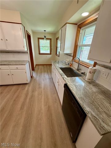 701 Coitsville Road, Campbell, OH 44405