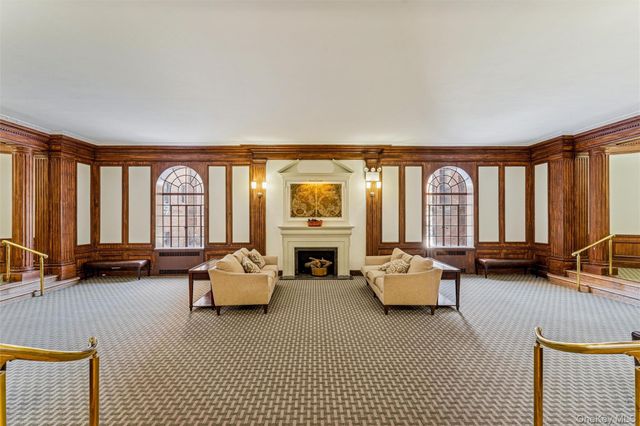 8451 Beverly Road 6R, Kew Gardens, NY 11415