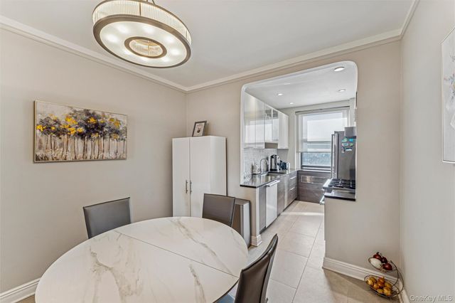 8451 Beverly Road 6R, Kew Gardens, NY 11415