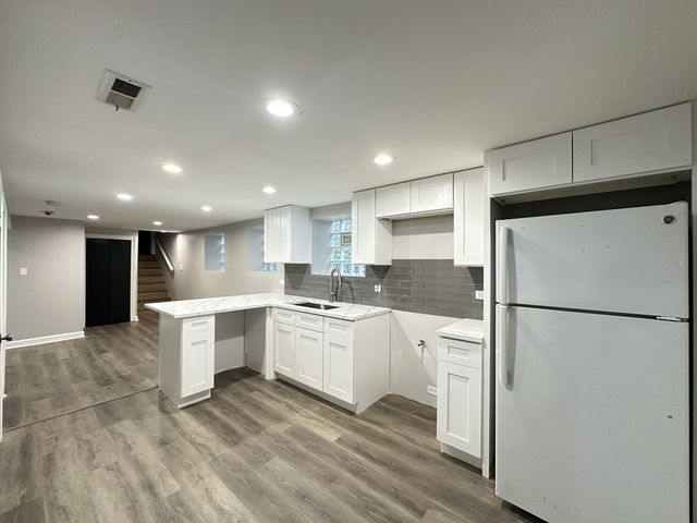 2617 W Rascher Avenue G, Chicago, IL 60625