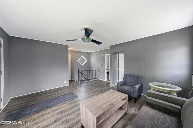 54 Third Avenue, Toms River, NJ 08757