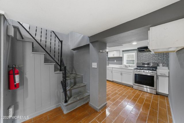54 Third Avenue, Toms River, NJ 08757