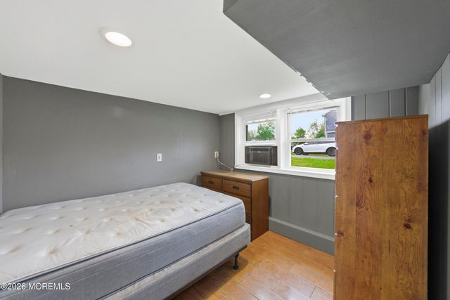 54 Third Avenue, Toms River, NJ 08757