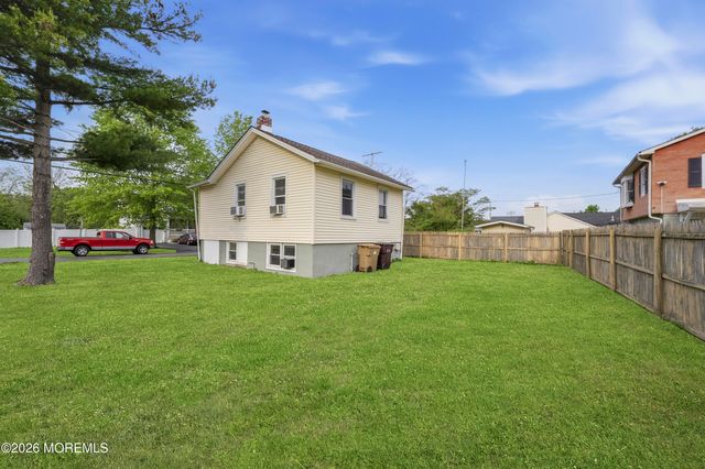 54 Third Avenue, Toms River, NJ 08757