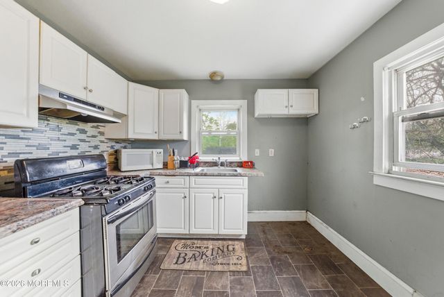 54 Third Avenue, Toms River, NJ 08757