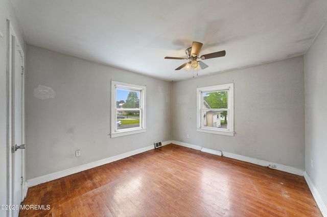 54 Third Avenue, Toms River, NJ 08757