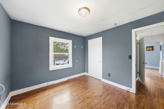 54 Third Avenue, Toms River, NJ 08757