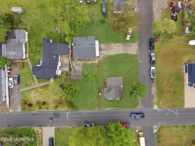 54 Third Avenue, Toms River, NJ 08757