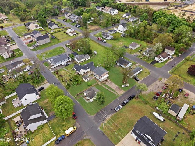 54 Third Avenue, Toms River, NJ 08757