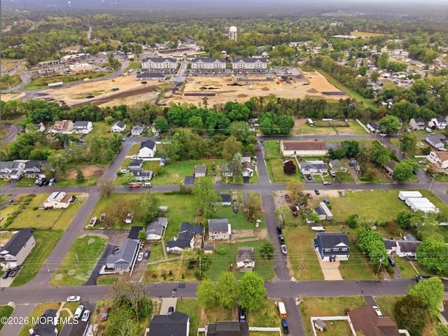 54 Third Avenue, Toms River, NJ 08757