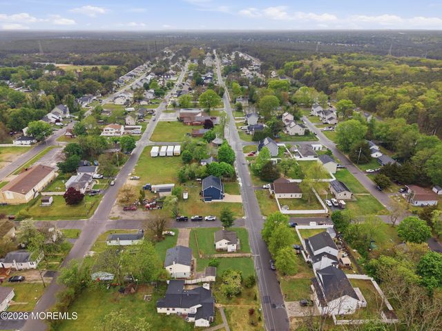 54 Third Avenue, Toms River, NJ 08757