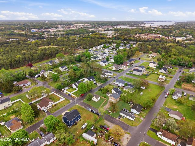 54 Third Avenue, Toms River, NJ 08757