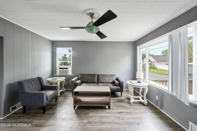 54 Third Avenue, Toms River, NJ 08757