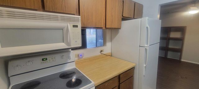 5 Walnut Trail, Wisconsin Dells, WI 53965