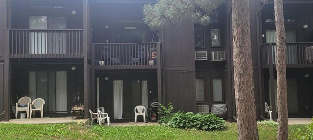 5 Walnut Trail, Wisconsin Dells, WI 53965