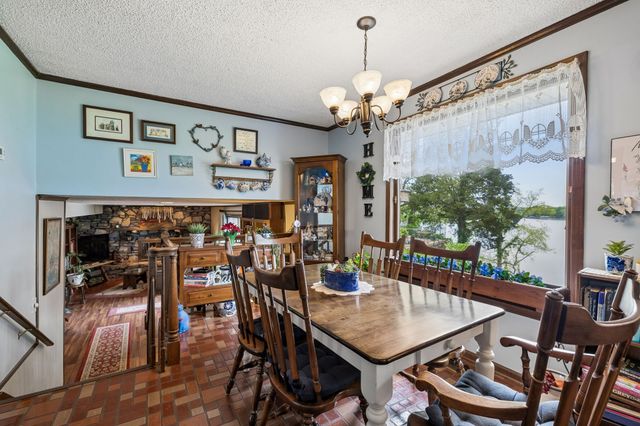 1451 Dickerson Bay Dr, Gallatin, TN 37066