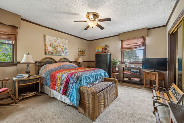 1451 Dickerson Bay Dr, Gallatin, TN 37066