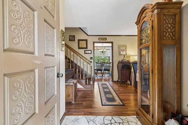 1451 Dickerson Bay Dr, Gallatin, TN 37066