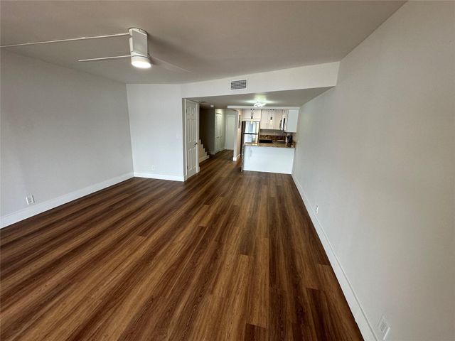 1100 CRYSTAL LAKE DR 115, Pompano Beach, FL 33064