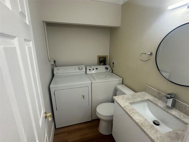1100 CRYSTAL LAKE DR 115, Pompano Beach, FL 33064