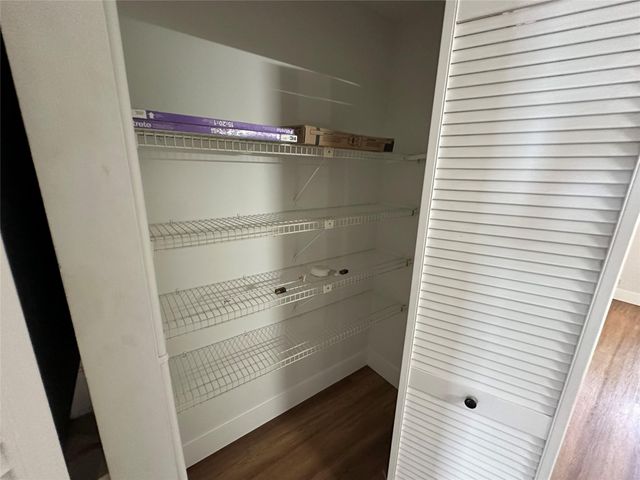 1100 CRYSTAL LAKE DR 115, Pompano Beach, FL 33064