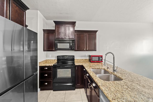 1621 N VENETIAN WAY, Saratoga Springs, UT 84045