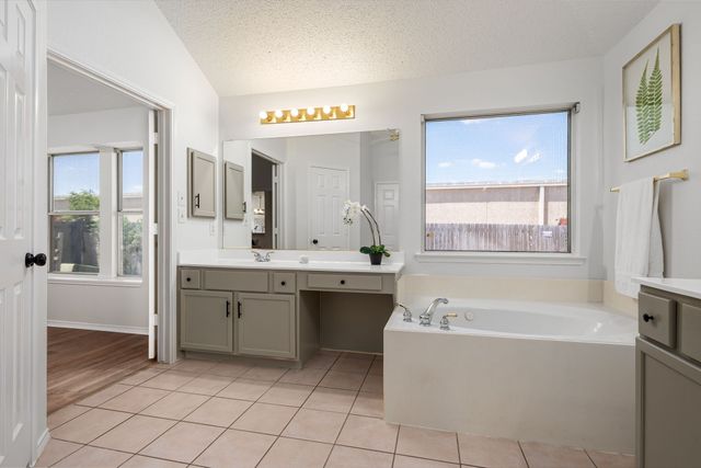 6708 Stockton Drive, Fort Worth, TX 76132
